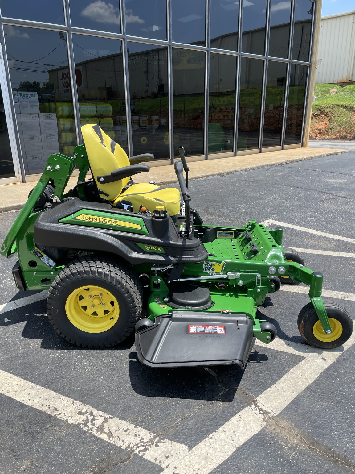 2021 John Deere Z970R Image 5