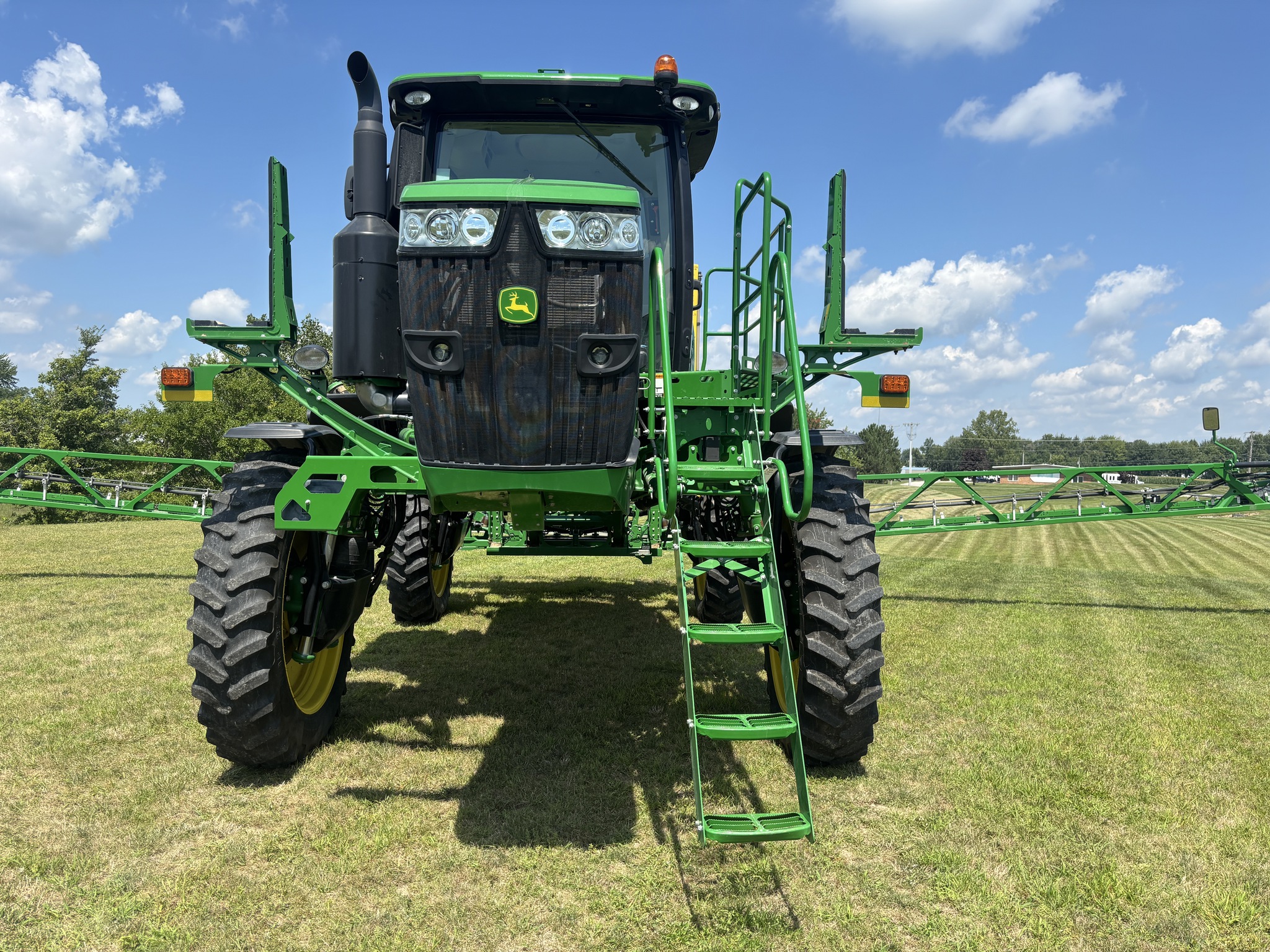 Used 2018 John Deere R4030 Self Propelled Sprayers at Koenig Equipment in Greenville, OH - PhotoXL6