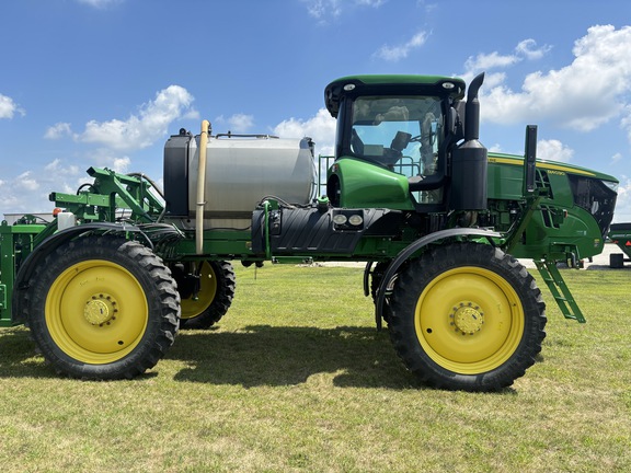 Used 2018 John Deere R4030 Self Propelled Sprayers at Koenig Equipment in Greenville, OH - Photo5