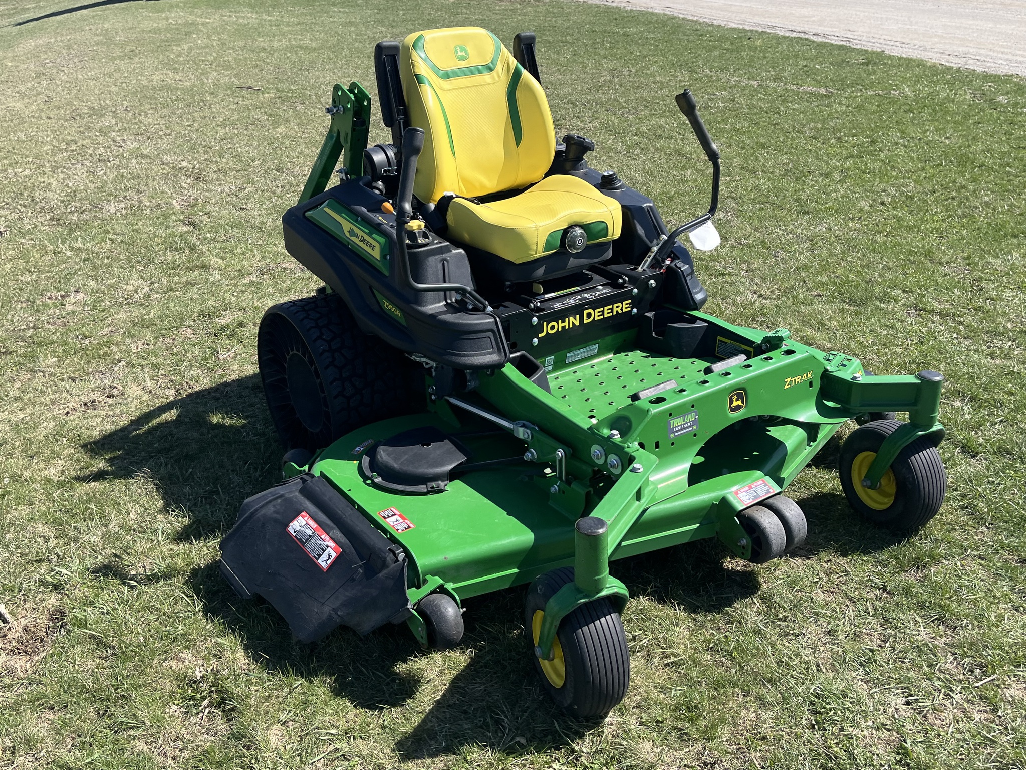 2024 John Deere Z950R Image 4