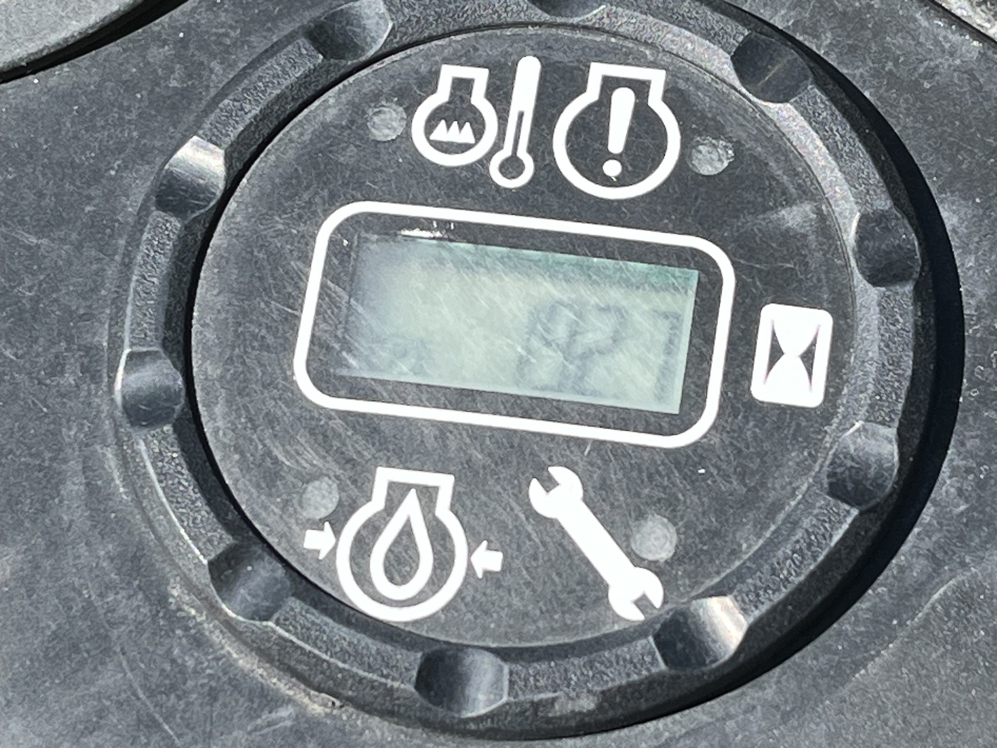 2024 John Deere Z950R Image 10