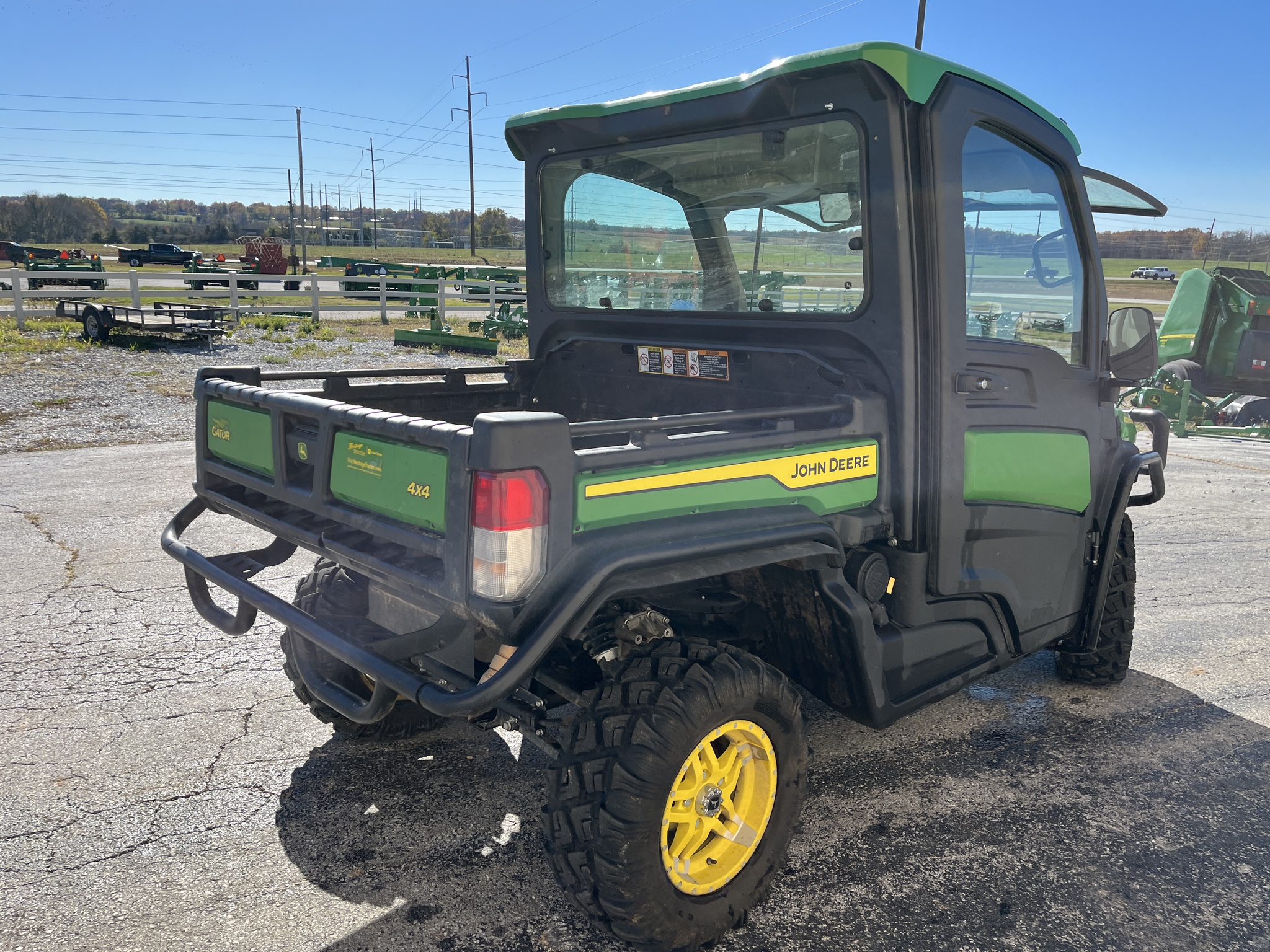  2023 John Deere XUV 835R at Heritage Tractor in Rogersville, MO