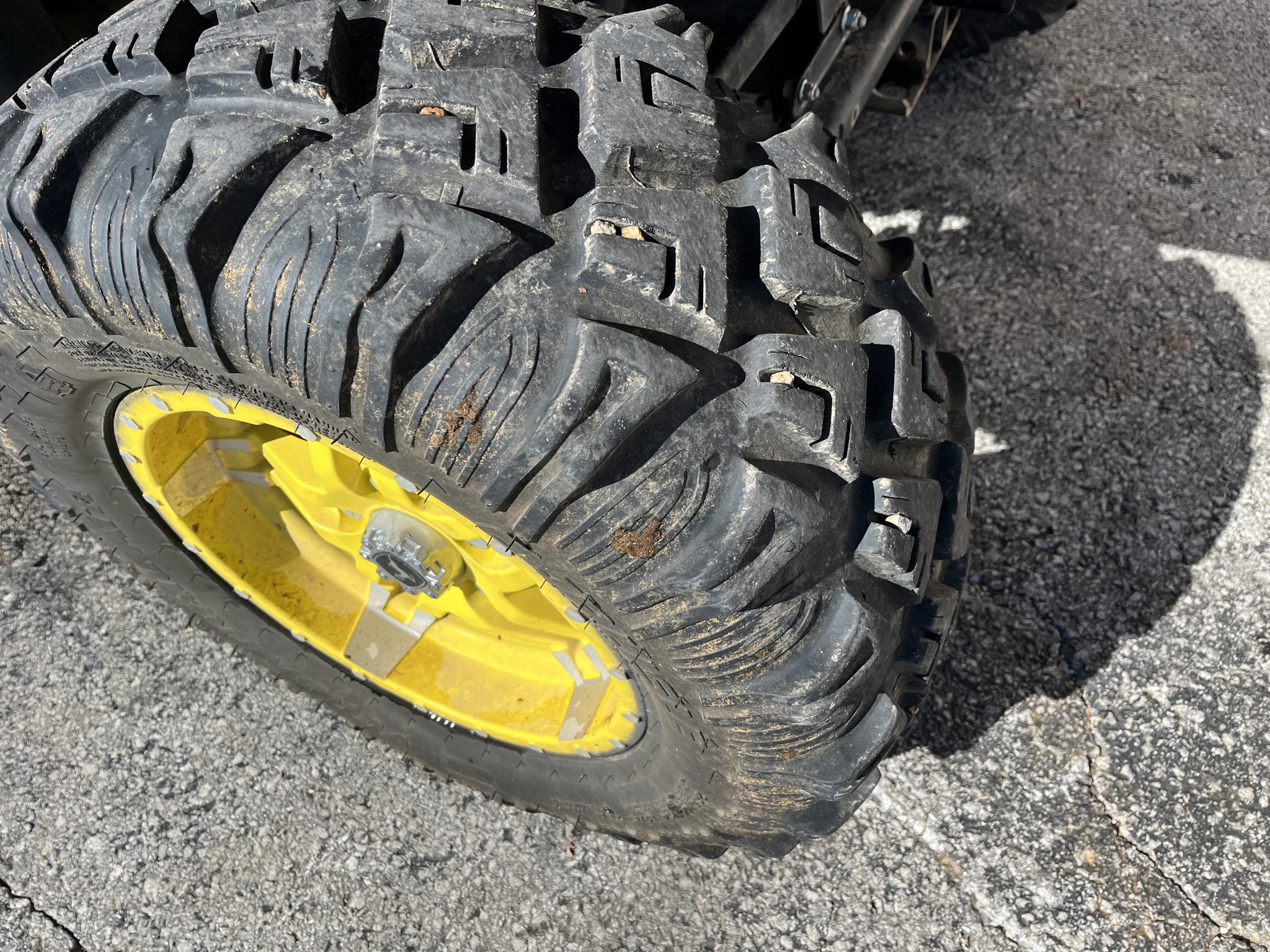  2023 John Deere XUV 835R at Heritage Tractor in Rogersville, MO