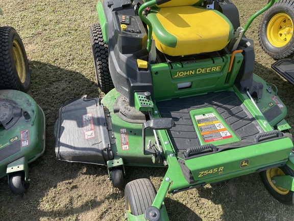 2022 John Deere z545r Photo 2