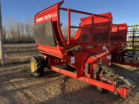 Used 2018 Highline CFR651 Bale Grinders & Feeders at Horizon Ag & Turf in High Prairie, AB - Photo2