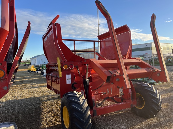 Used 2018 Highline CFR651 Bale Grinders & Feeders at Horizon Ag & Turf in High Prairie, AB - Photo6