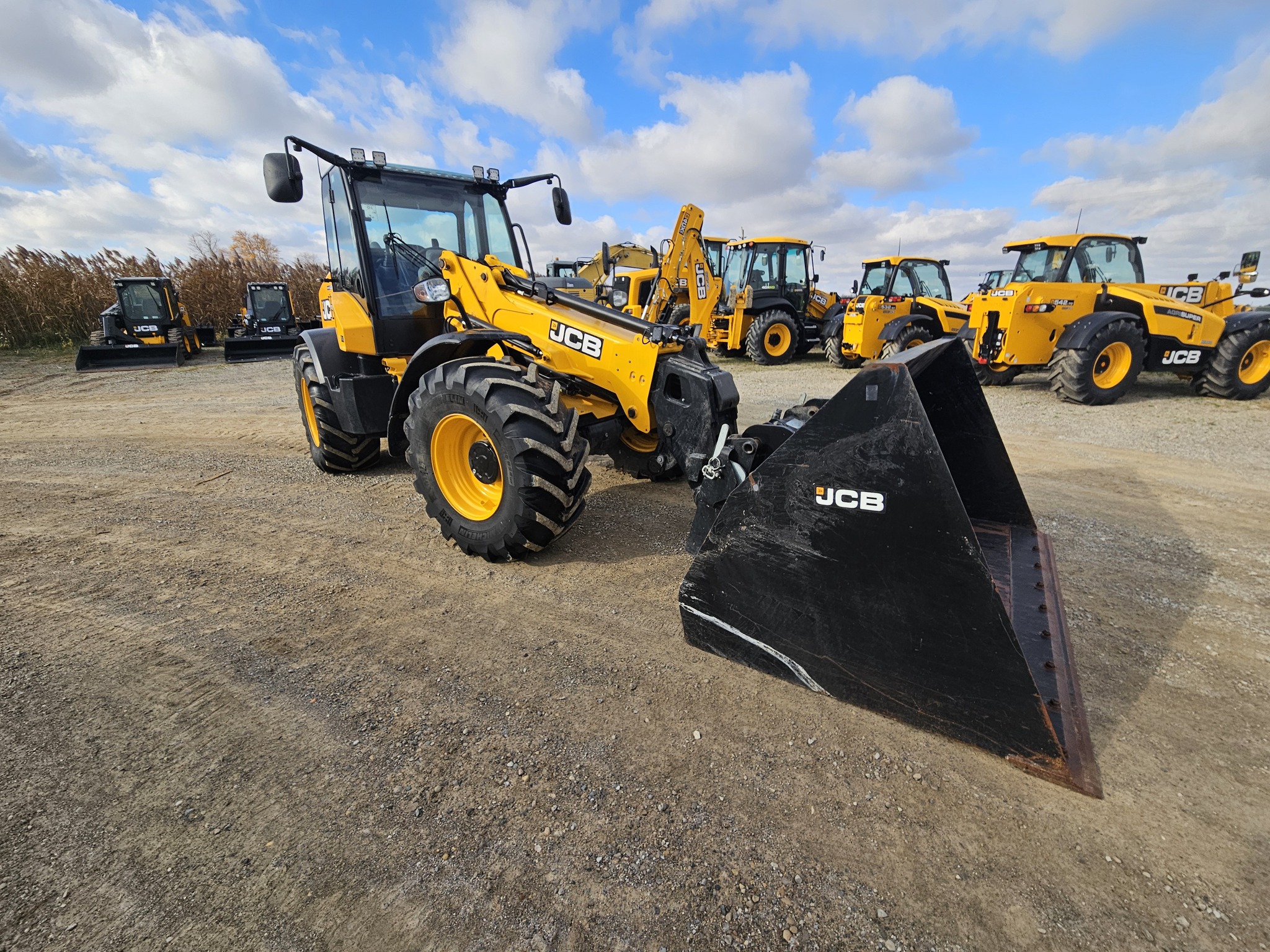 2022 JCB TM320 Telehandlers