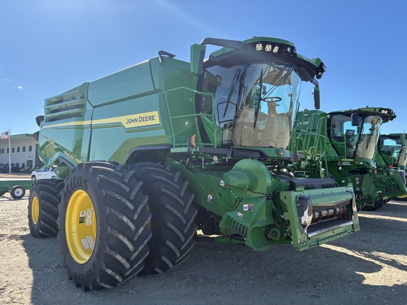 2023 John Deere X9 1100 (3rd thumbnail)
