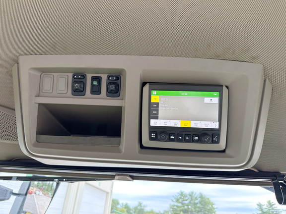 2024 John-Deere 8R 370