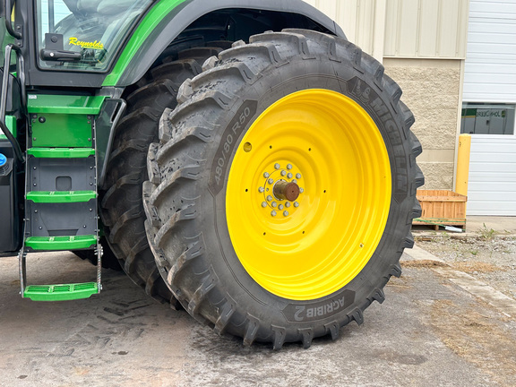 2024 John-Deere 8R 370