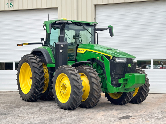 2024 John-Deere 8R 370