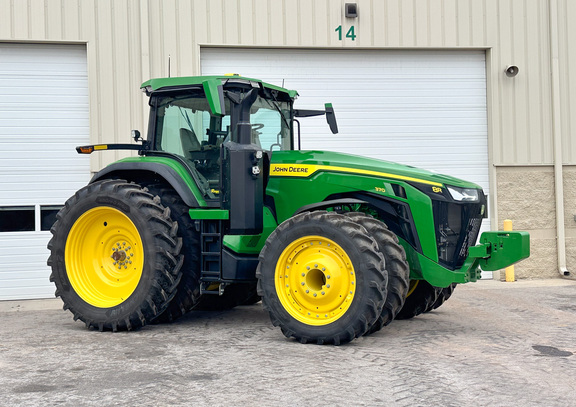 2024 John-Deere 8R 370