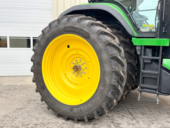 2024 John-Deere 8R 370