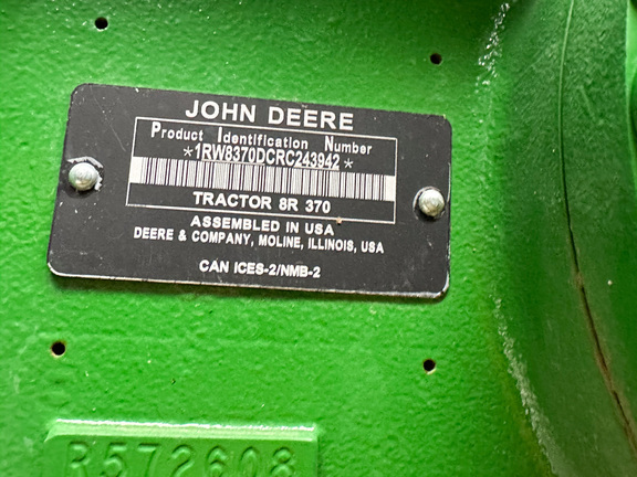 2024 John-Deere 8R 370