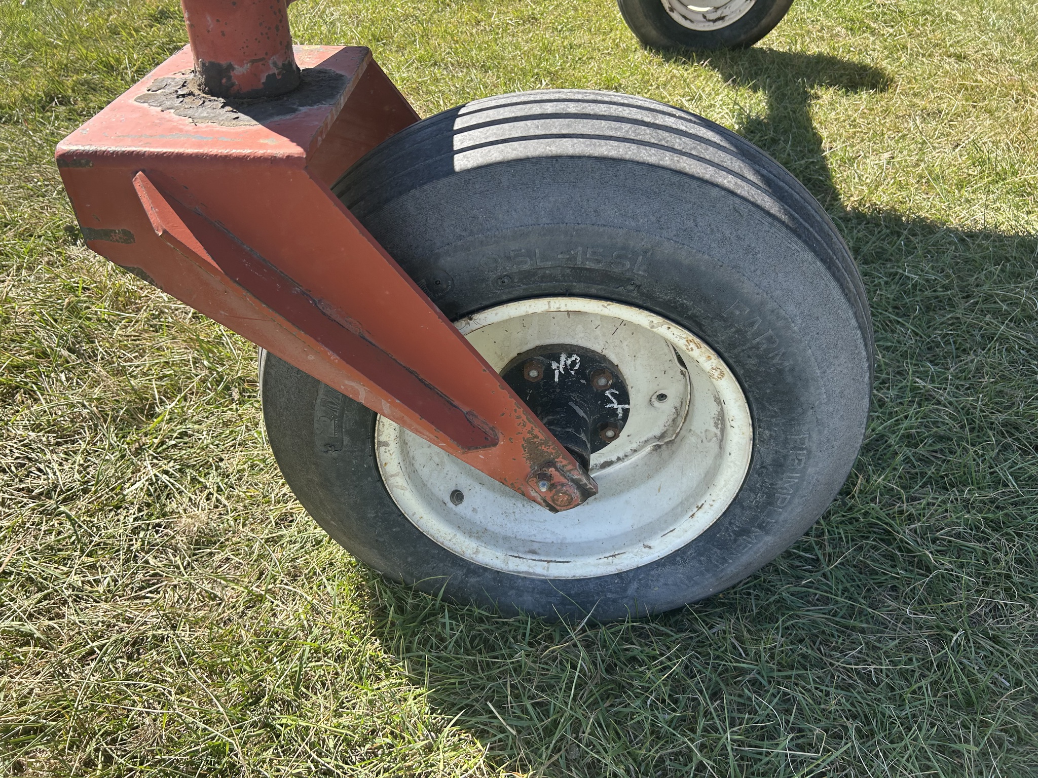 1996 Hesston 8500 Image 21