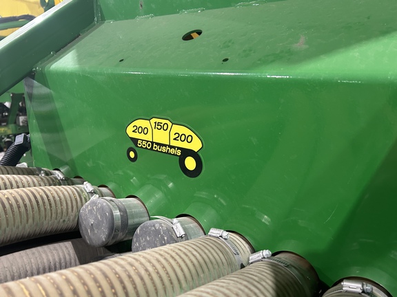 Used 2019 John Deere 1870 Air Drills and Seeders at Horizon Ag & Turf in Lloydminster, AB - Photo17