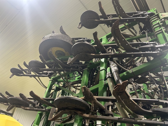 Used 2019 John Deere 1870 Air Drills and Seeders at Horizon Ag & Turf in Lloydminster, AB - Photo19