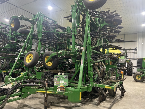 Used 2019 John Deere 1870 Air Drills and Seeders at Horizon Ag & Turf in Lloydminster, AB - Photo13
