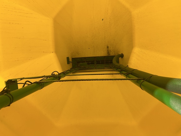 Used 2019 John Deere 1870 Air Drills and Seeders at Horizon Ag & Turf in Lloydminster, AB - Photo39