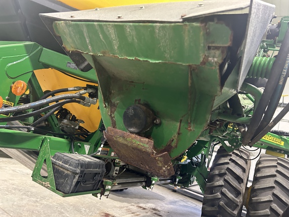 Used 2019 John Deere 1870 Air Drills and Seeders at Horizon Ag & Turf in Lloydminster, AB - Photo41