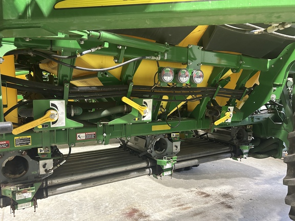 Used 2019 John Deere 1870 Air Drills and Seeders at Horizon Ag & Turf in Lloydminster, AB - Photo44