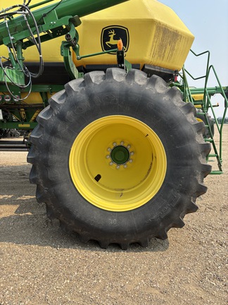 Used 2019 John Deere 1870 Air Drills and Seeders at Horizon Ag & Turf in Lloydminster, AB - Photo9