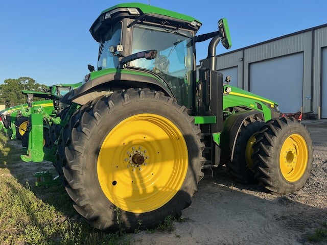 2024 John Deere 8R 410 Image 2