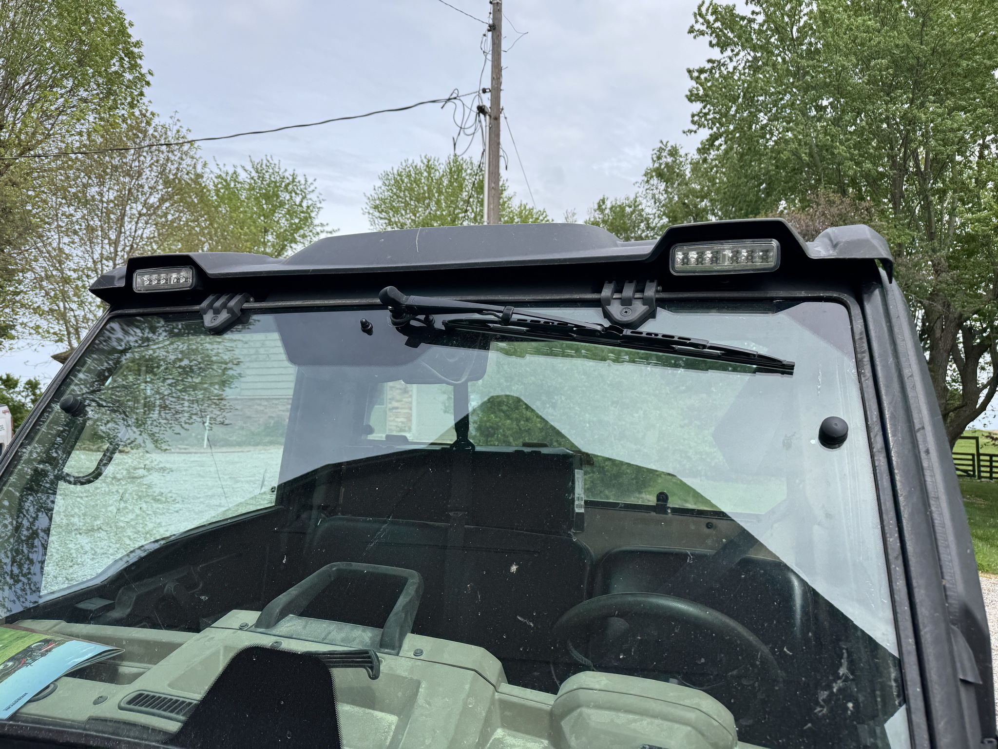  2023 John Deere XUV 835R at Heritage Tractor in Rockport, IL