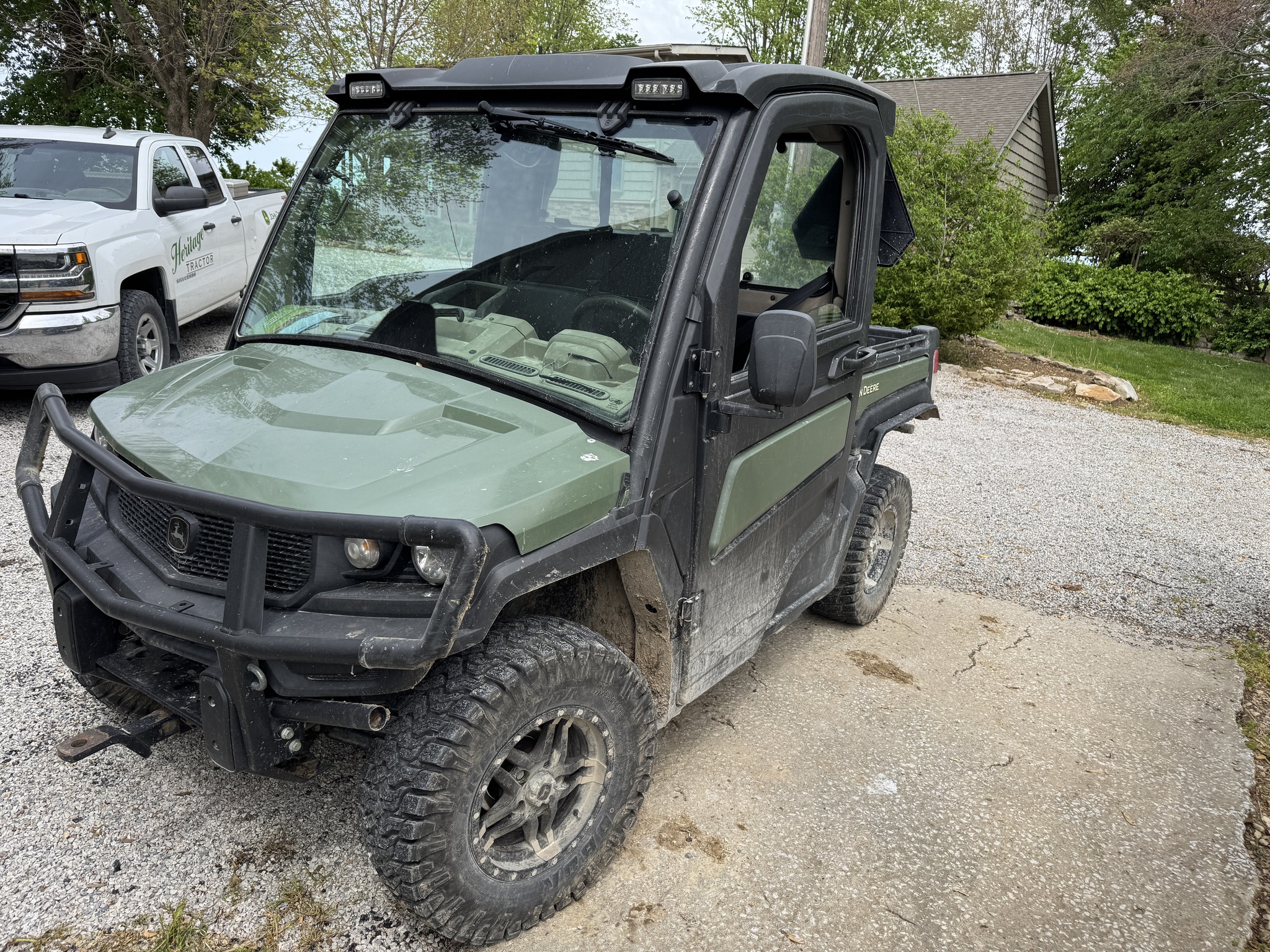  2023 John Deere XUV 835R at Heritage Tractor in Rockport, IL