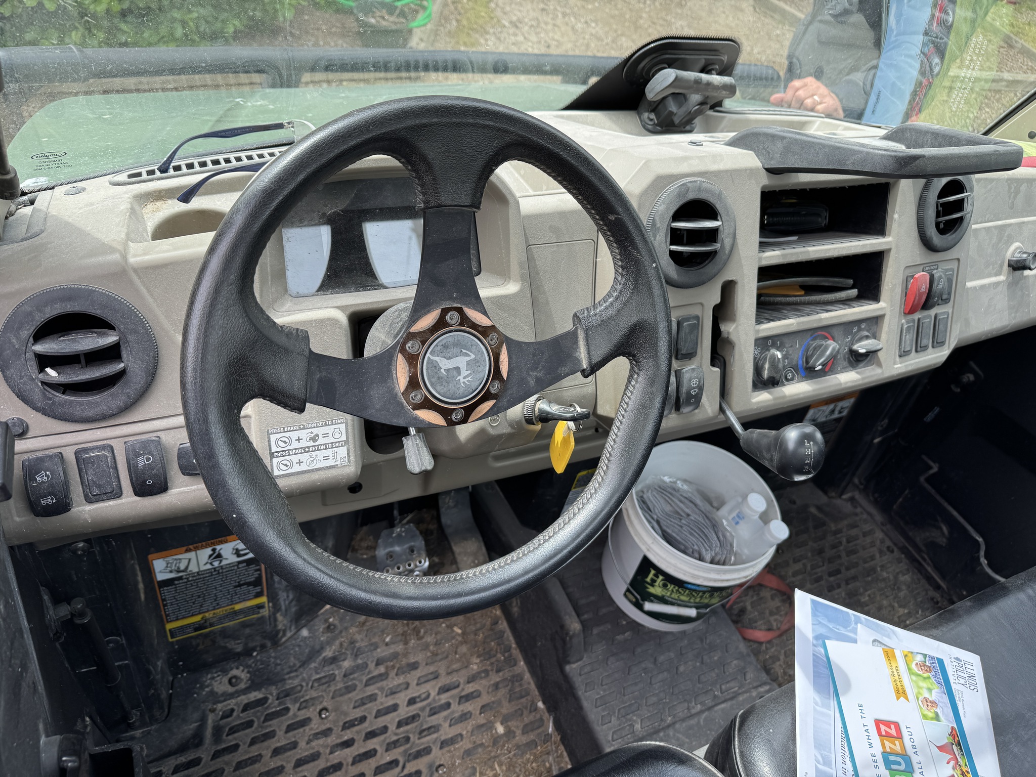  2023 John Deere XUV 835R at Heritage Tractor in Rockport, IL