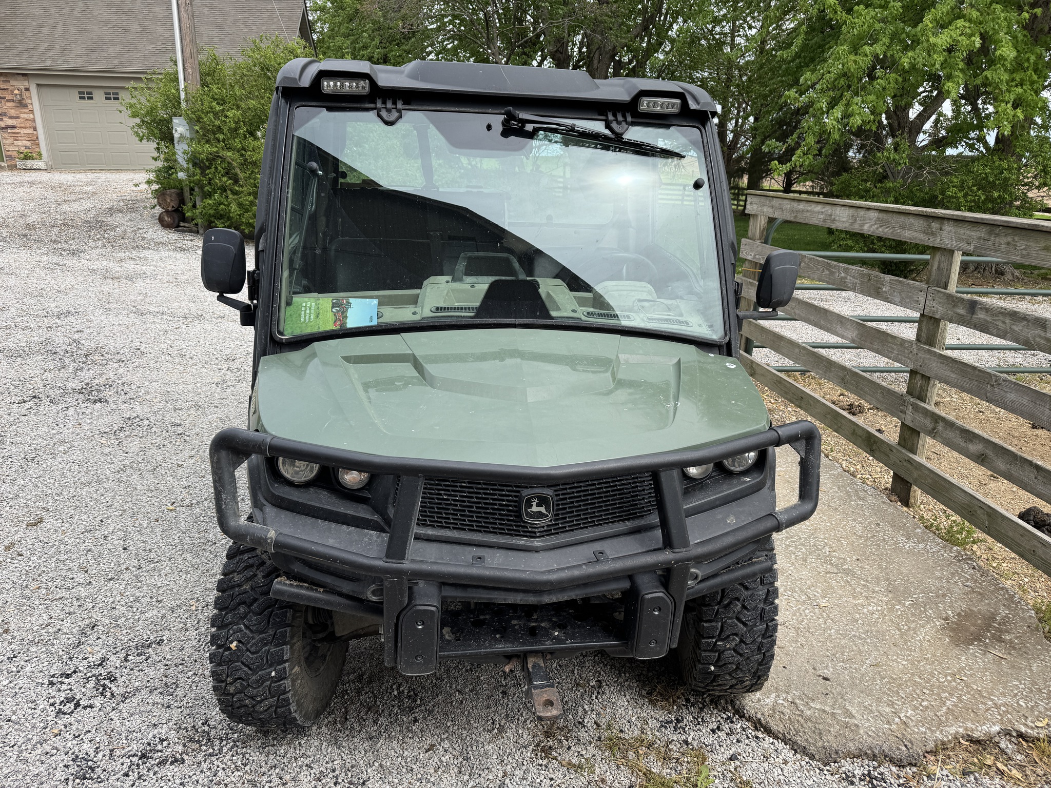  2023 John Deere XUV 835R at Heritage Tractor in Rockport, IL