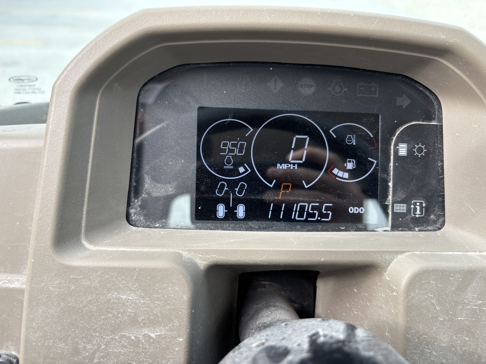  2023 John Deere XUV 835R at Heritage Tractor in Rockport, IL