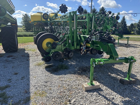 Used 2025 John Deere 1775 Planters: Drawn at Koenig Equipment in Urbana, OH - Photo2