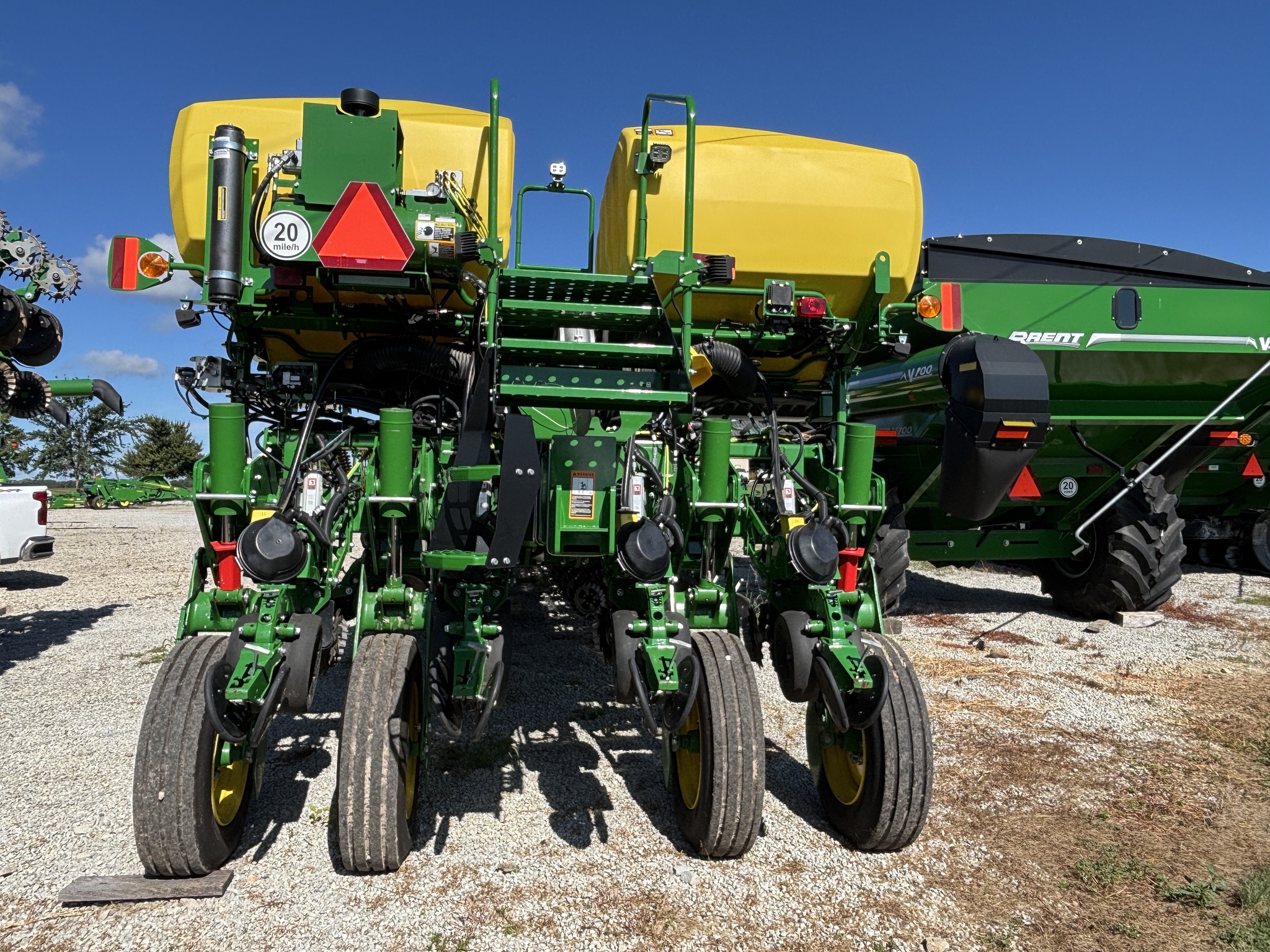 Used 2025 John Deere 1775 Planters: Drawn at Koenig Equipment in Urbana, OH - PhotoXL5