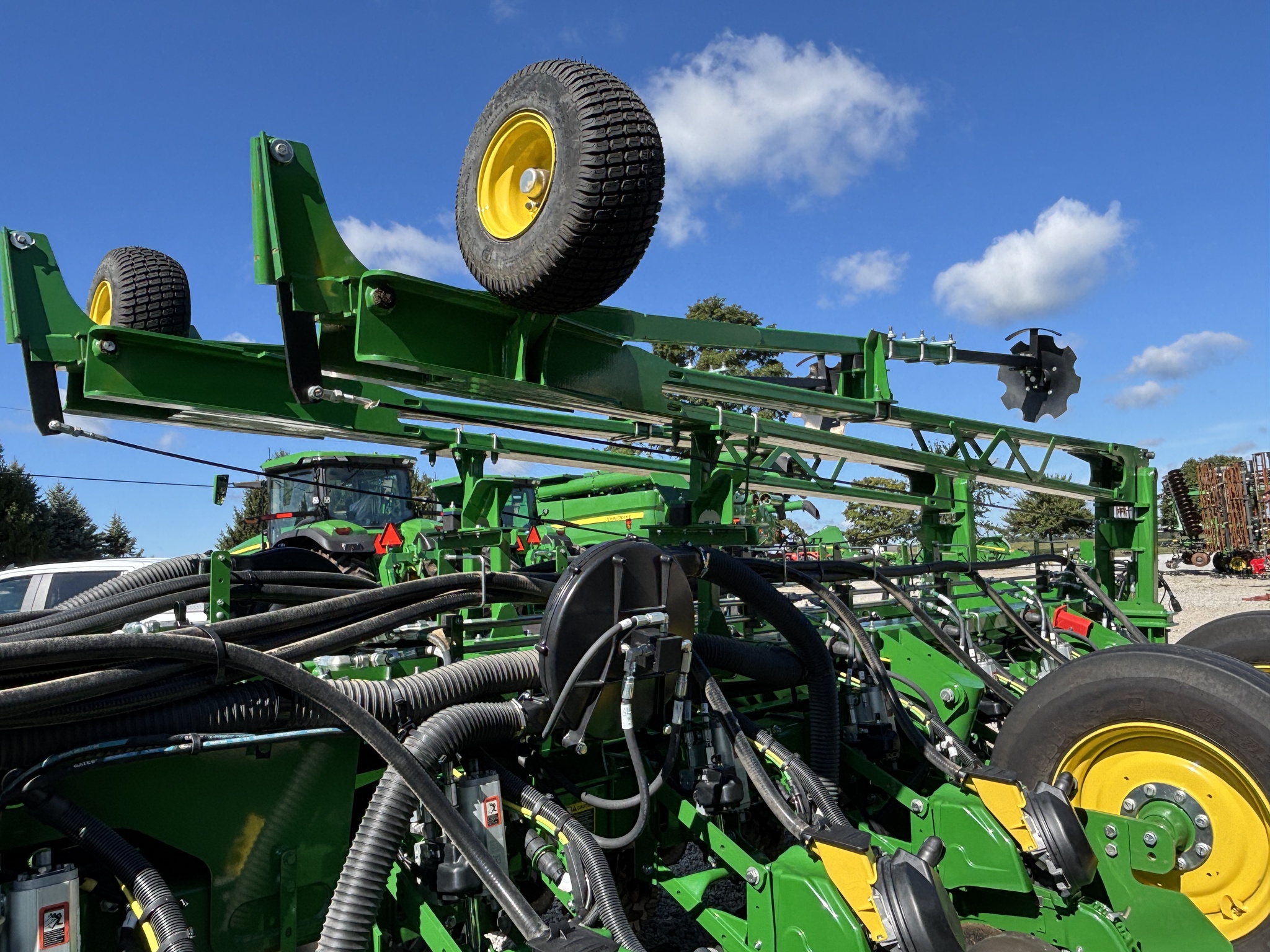 Used 2025 John Deere 1775 Planters: Drawn at Koenig Equipment in Urbana, OH - PhotoXL10
