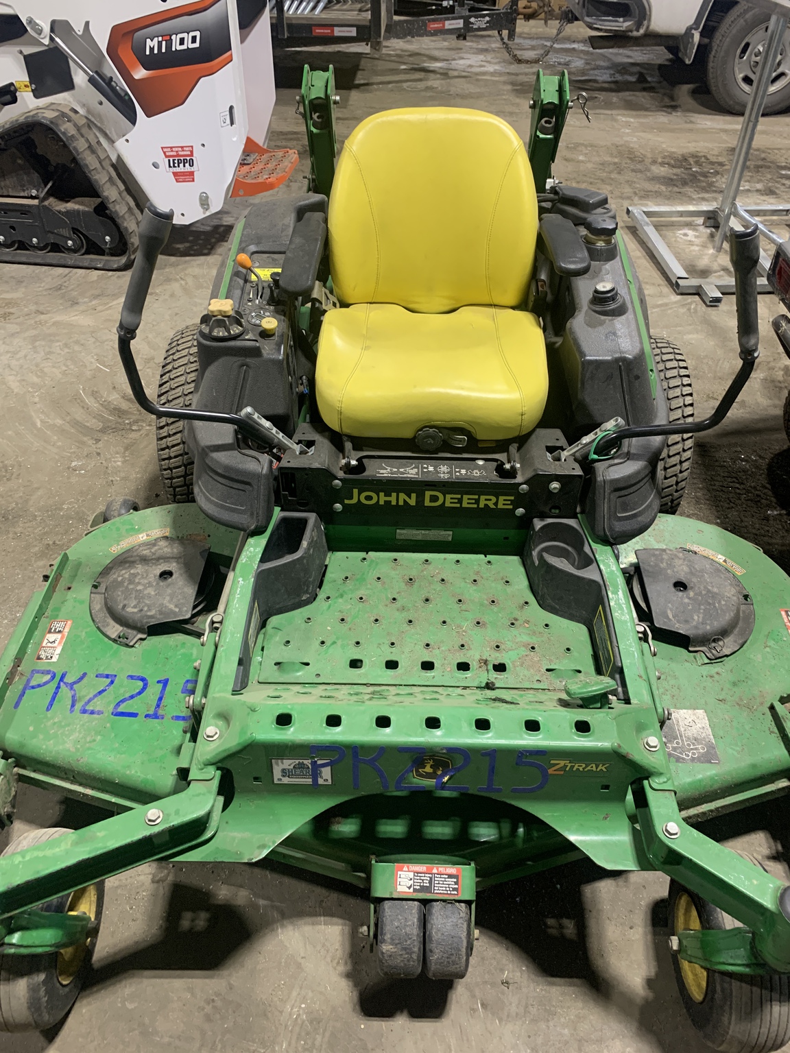 2015 John Deere Z970R Image 2