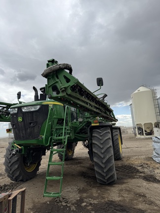 Used 2018 John Deere R4045 Self Propelled Sprayers at Horizon Ag & Turf in Edmonton West, AB - Photo6