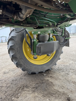 Used 2018 John Deere R4045 Self Propelled Sprayers at Horizon Ag & Turf in Edmonton West, AB - Photo13