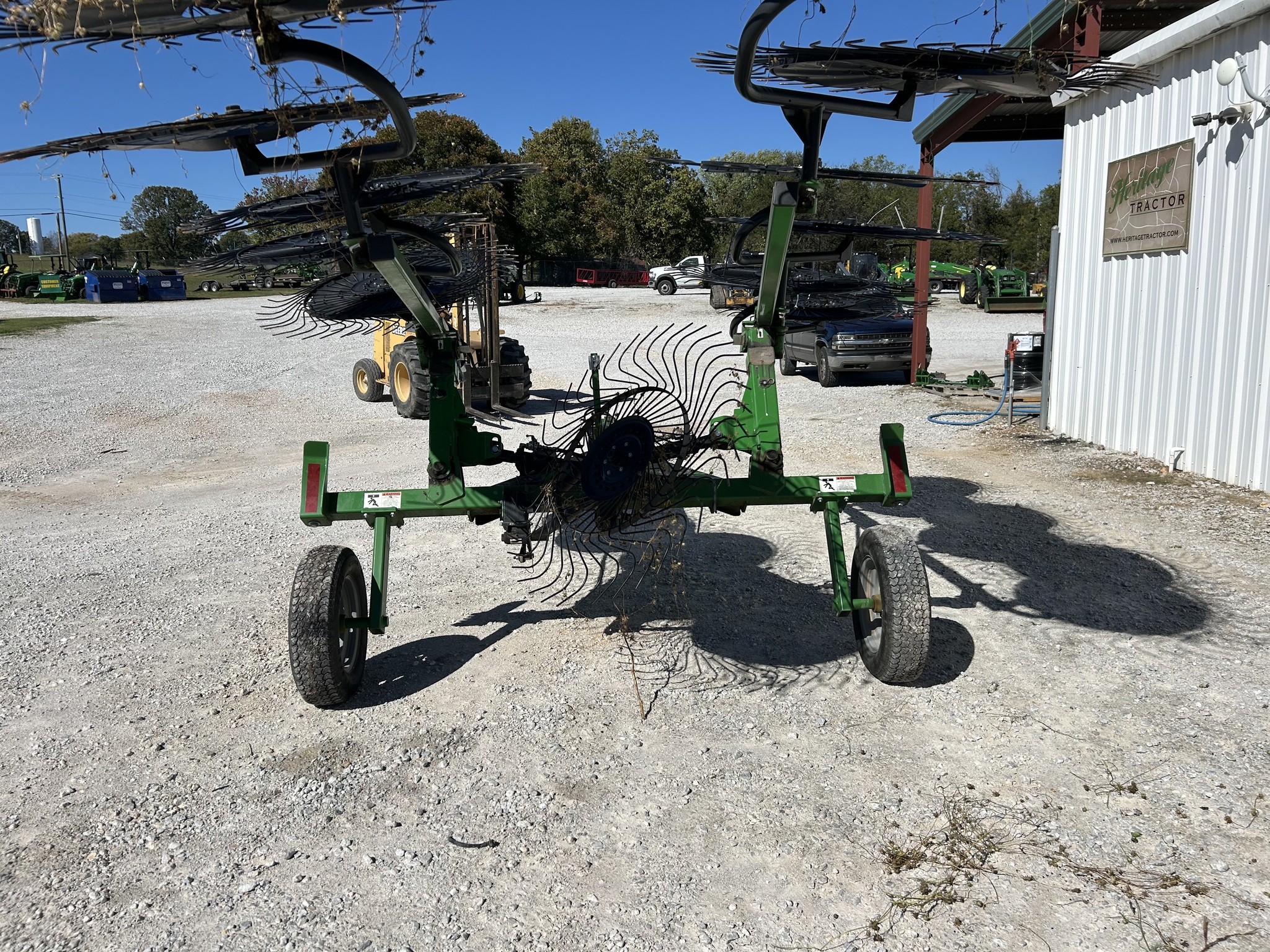  2022 Frontier WR3112 at Heritage Tractor in Harrison, AR