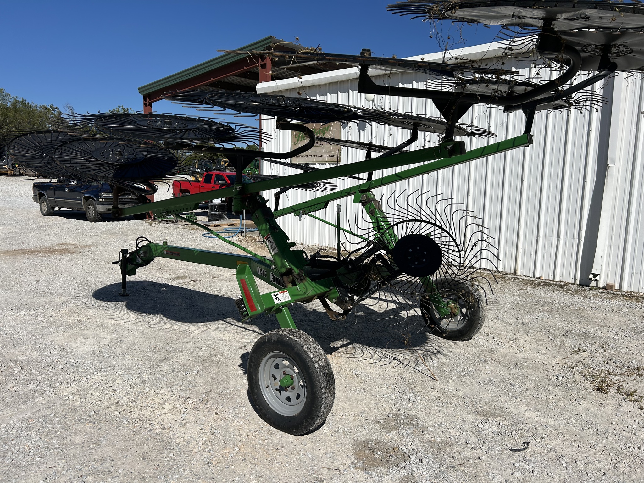  2022 Frontier WR3112 at Heritage Tractor in Harrison, AR