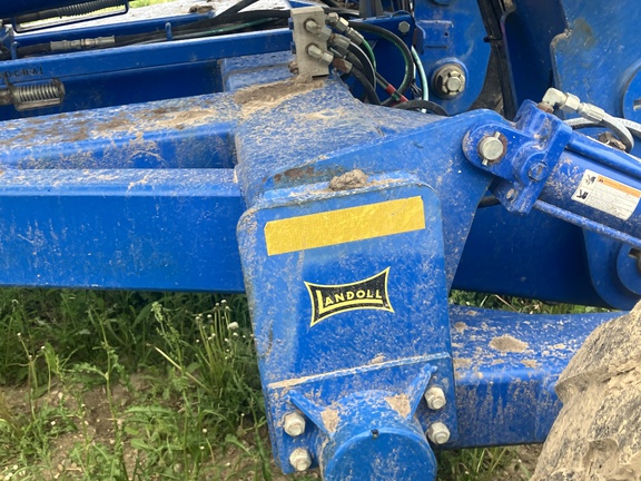Photo of 2015 Landoll 7831-40