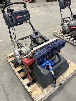 Used 2013 Toro FLEX 2100 Walking Greens Mowers at Horizon Ag & Turf in Calgary, AB - Photo2