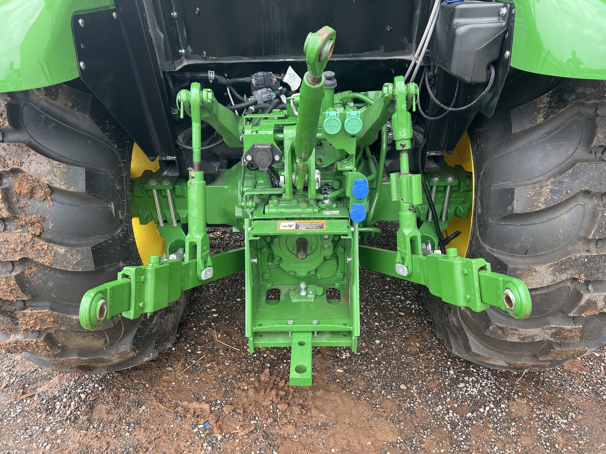 2024 John Deere 5060E Premium Cab Image 18