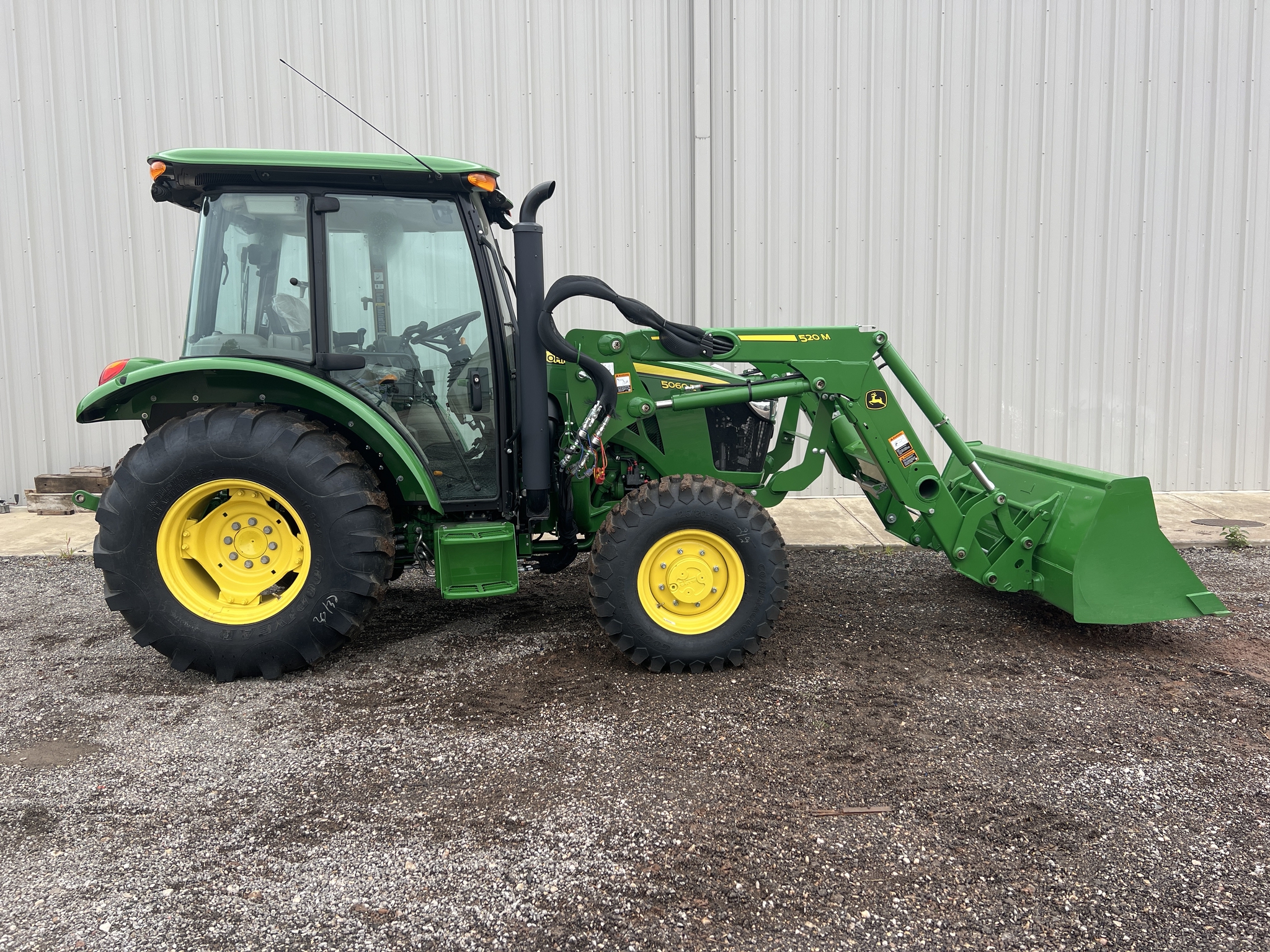 2024 John Deere 5060E Premium Cab Image 5