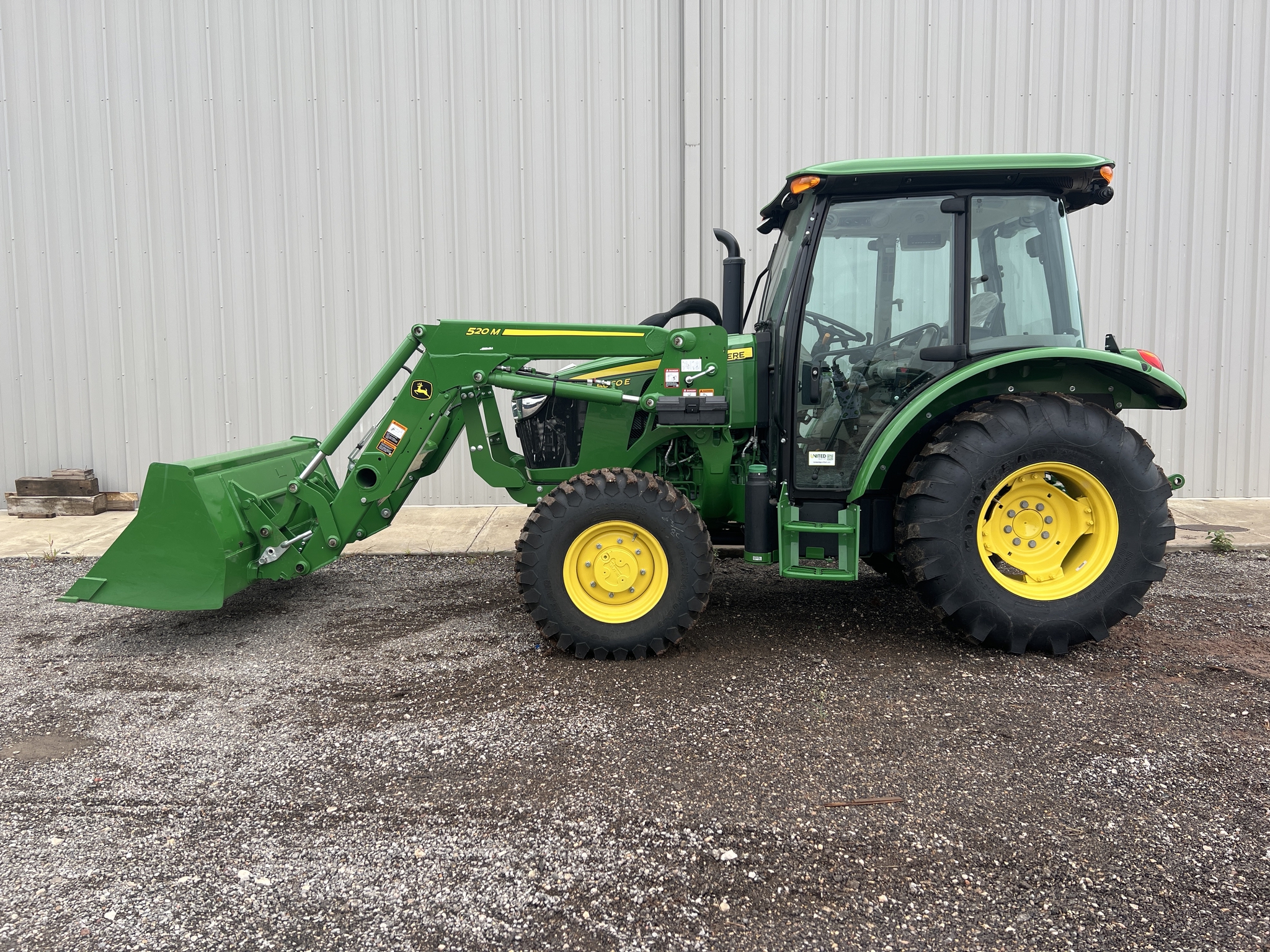 2024 John Deere 5060E Premium Cab Image 1