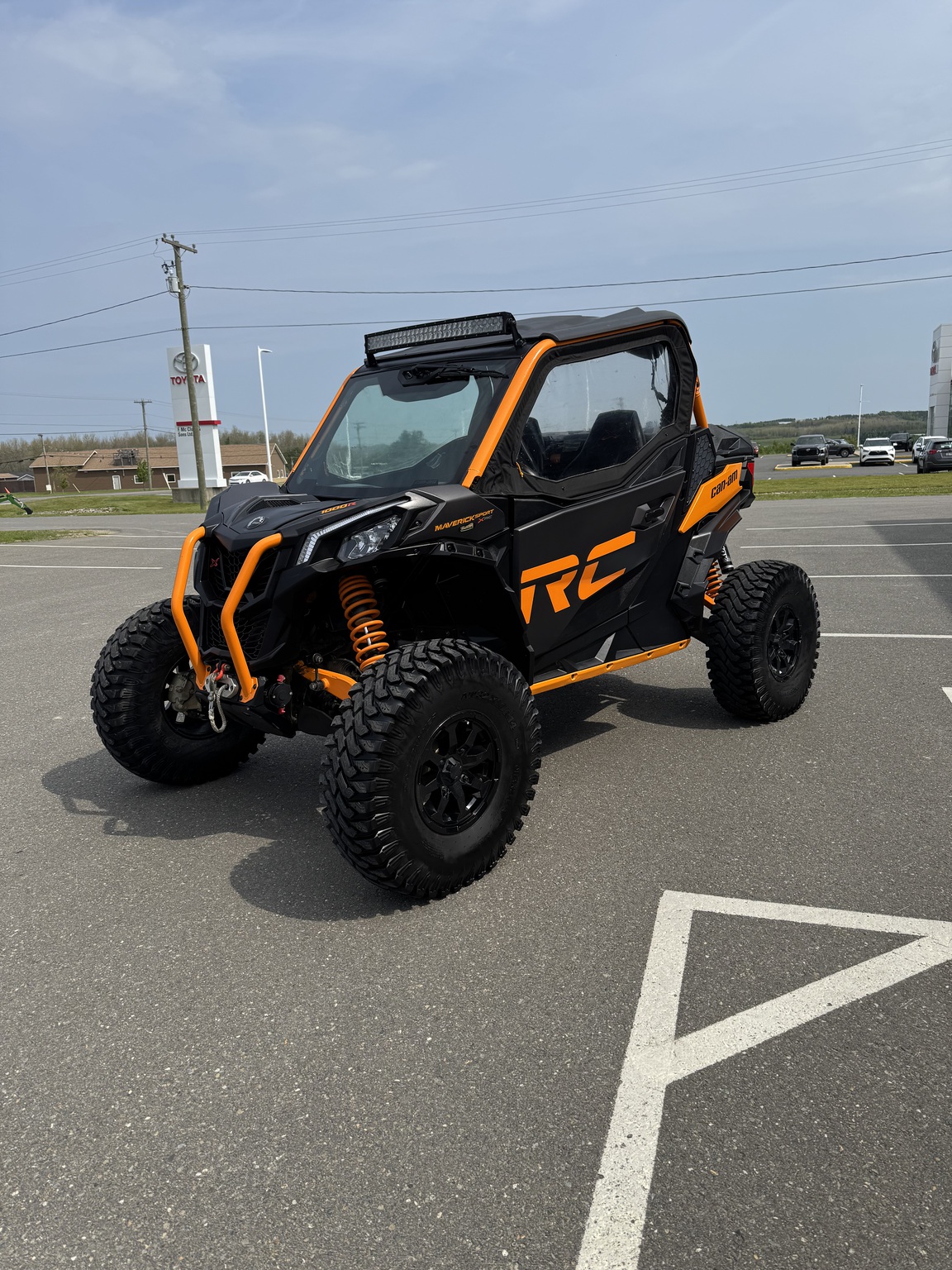 2020 Can-Am MAVERICK SPORT XRC 1000R Image 2