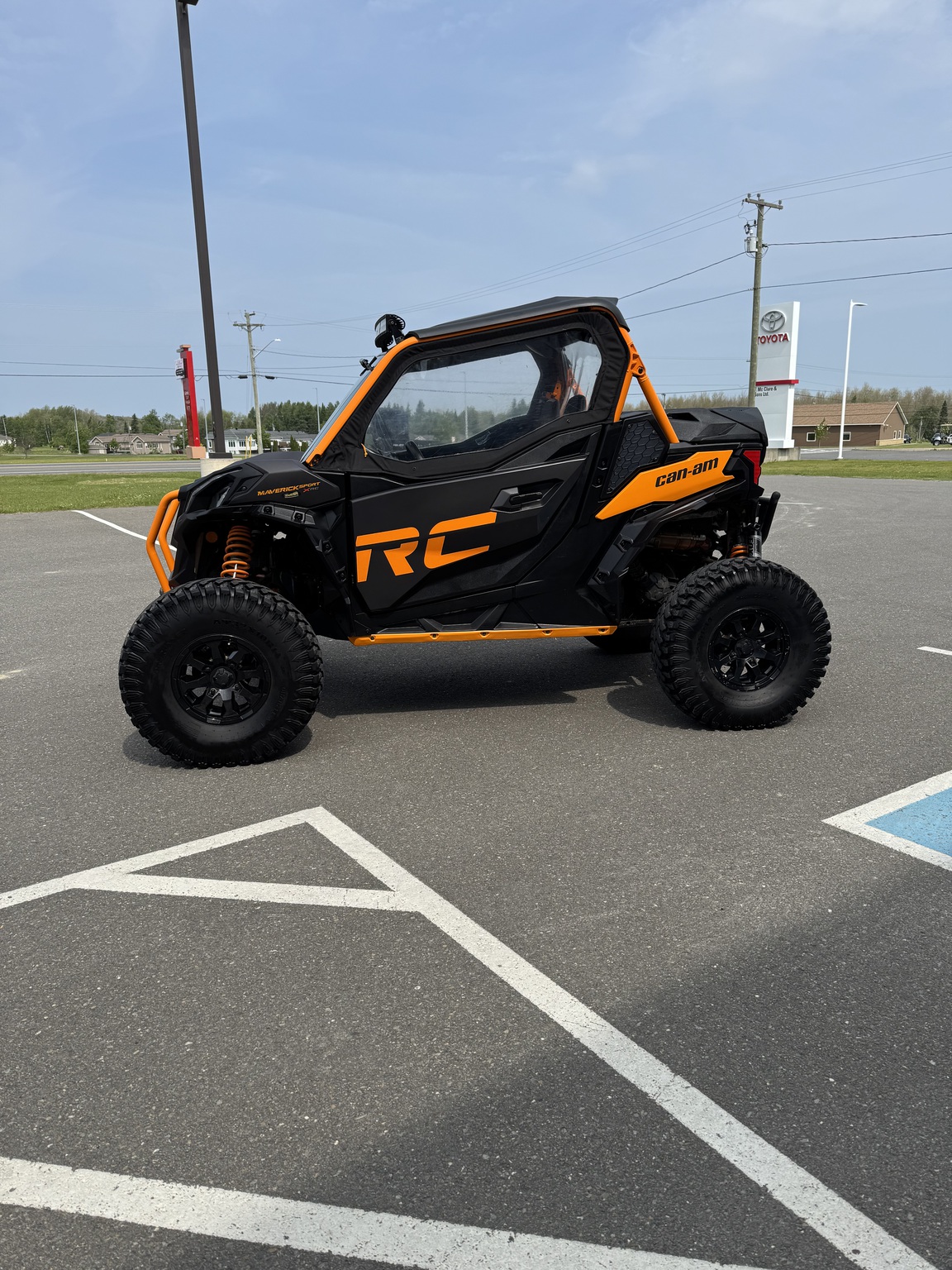 2020 Can-Am MAVERICK SPORT XRC 1000R Image 1