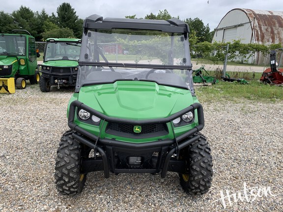 Photo of 2024 John Deere XUV 590M