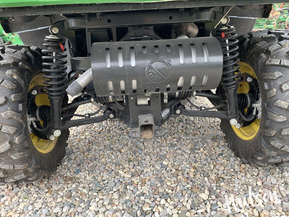 Photo of 2024 John Deere XUV 590M