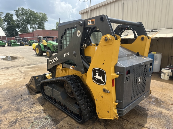 2023 John Deere 317G Photo 2